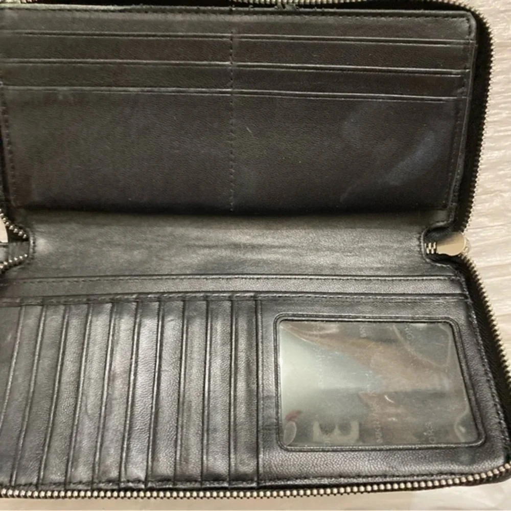 Michael Kors quilted zipper clutch bag